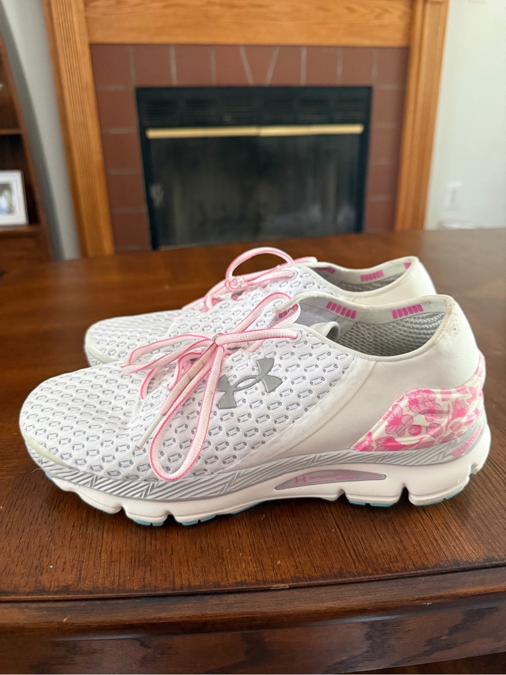 Under Armour Speedform Gemini Floral Shoes Charged Women 9